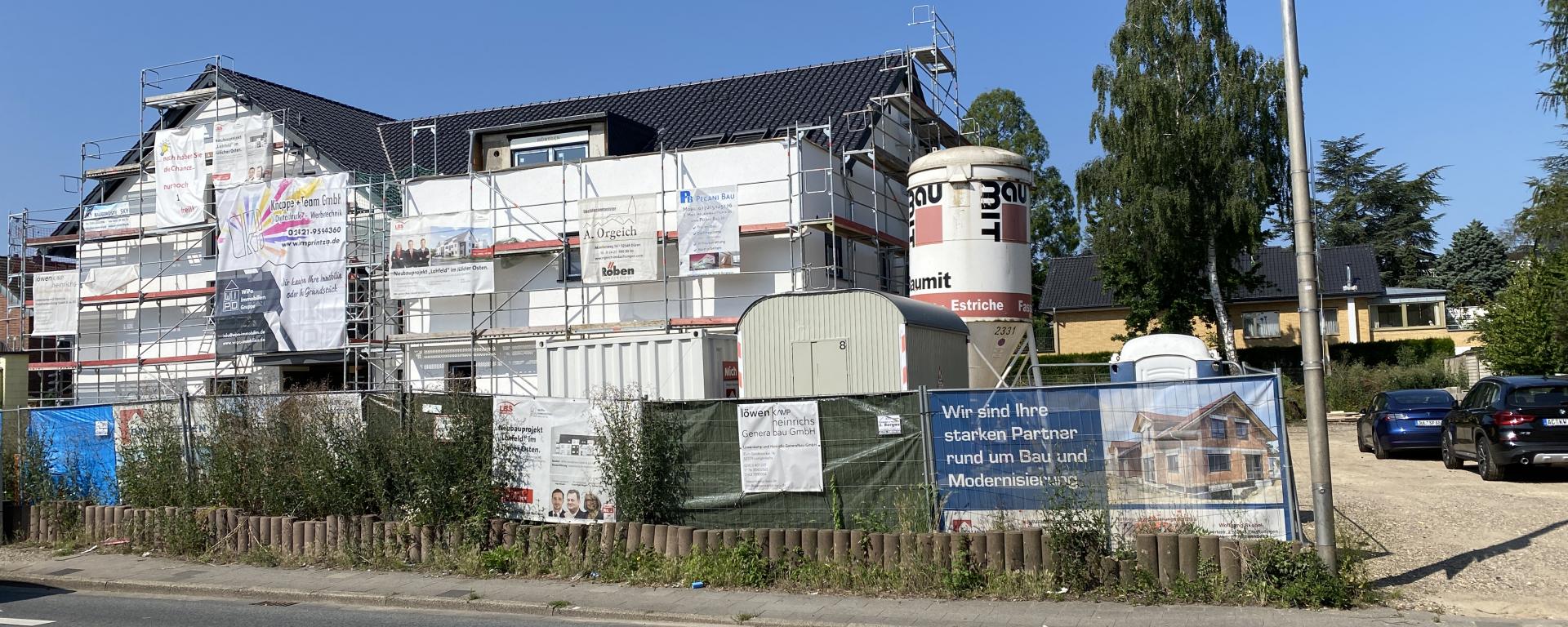 Mehrfamilienhaus