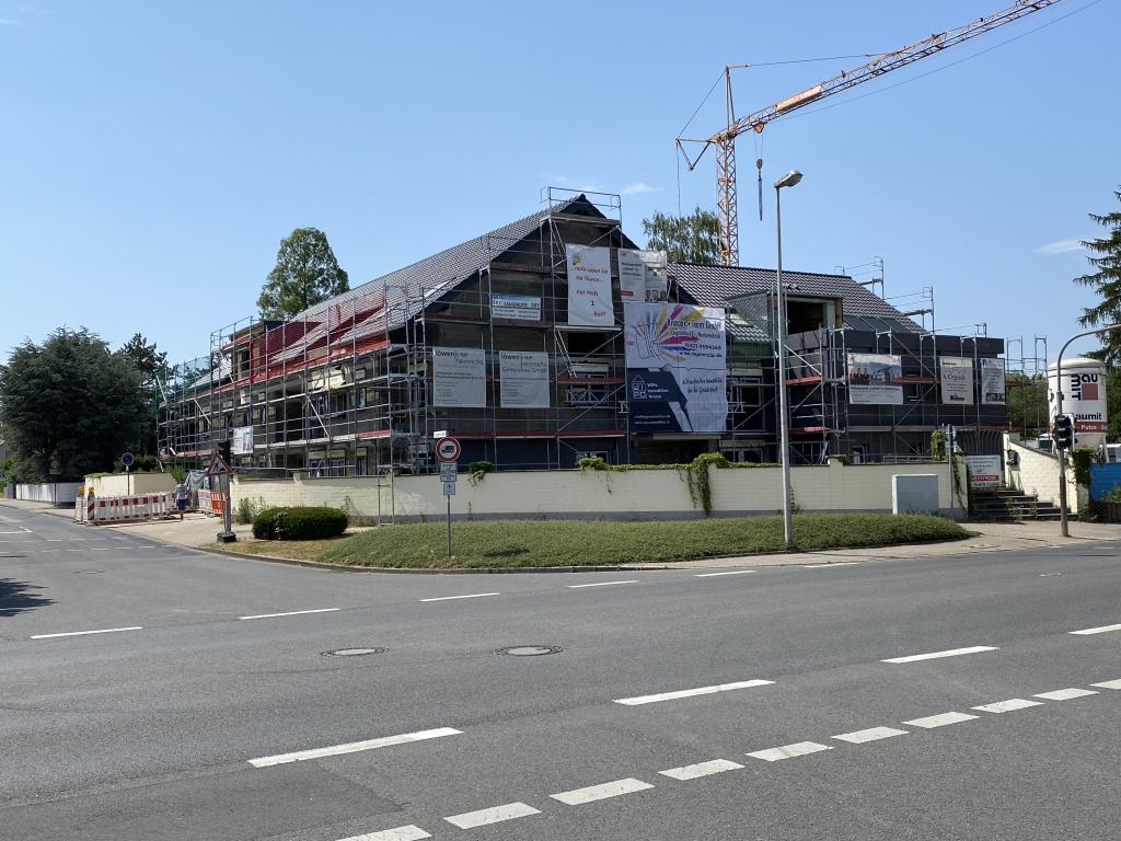 Mehrfamilienhaus